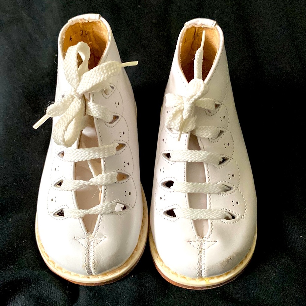 Baby girl bootie shoes hard bottom from Mexico